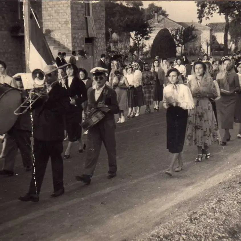 Chiesa della Pieve Vecchia processione